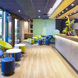 Ibis Budget Les Bains Hotel